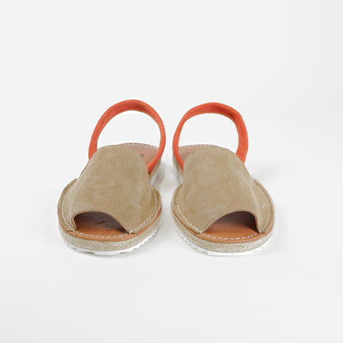 Menorquina de mujer de piel Alba (Beige/Naranja)