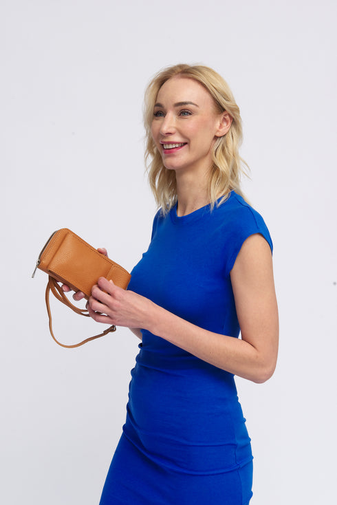 Bolsas para telemóvel e carteira em pele castanha Cira