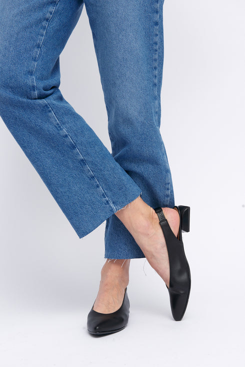Sapatos rasos de pele pretos Beatriz para mulher