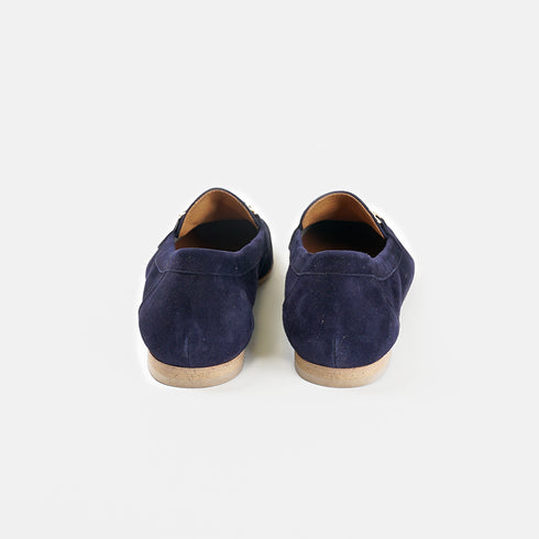 Mocassins de senhora em camurça com corrente azul Alida