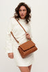 Bolsos-de-piel-marron-bandolera-de-mujer-Carla